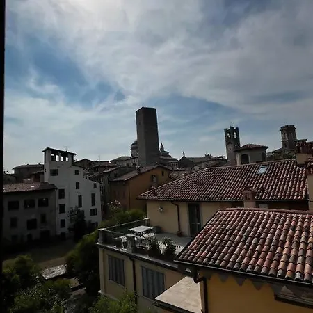 Appartement Solata 8 Bergamo Alta Extérieur photo